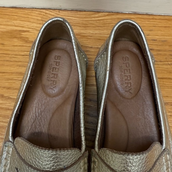 Sperry Women’s Seaport Penny Loafer Gold Gilded Slip on Loafers Size 6.5 - Picture 7 of 9